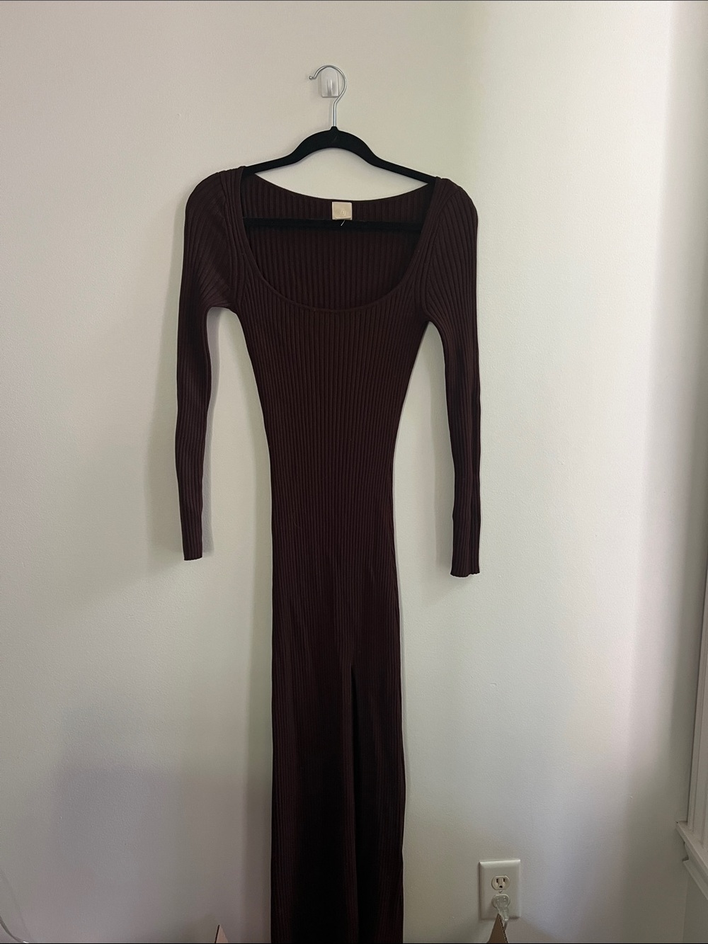 H&M Brown Ribbed Long Sleeve Scoop-Neck Maxi Dress